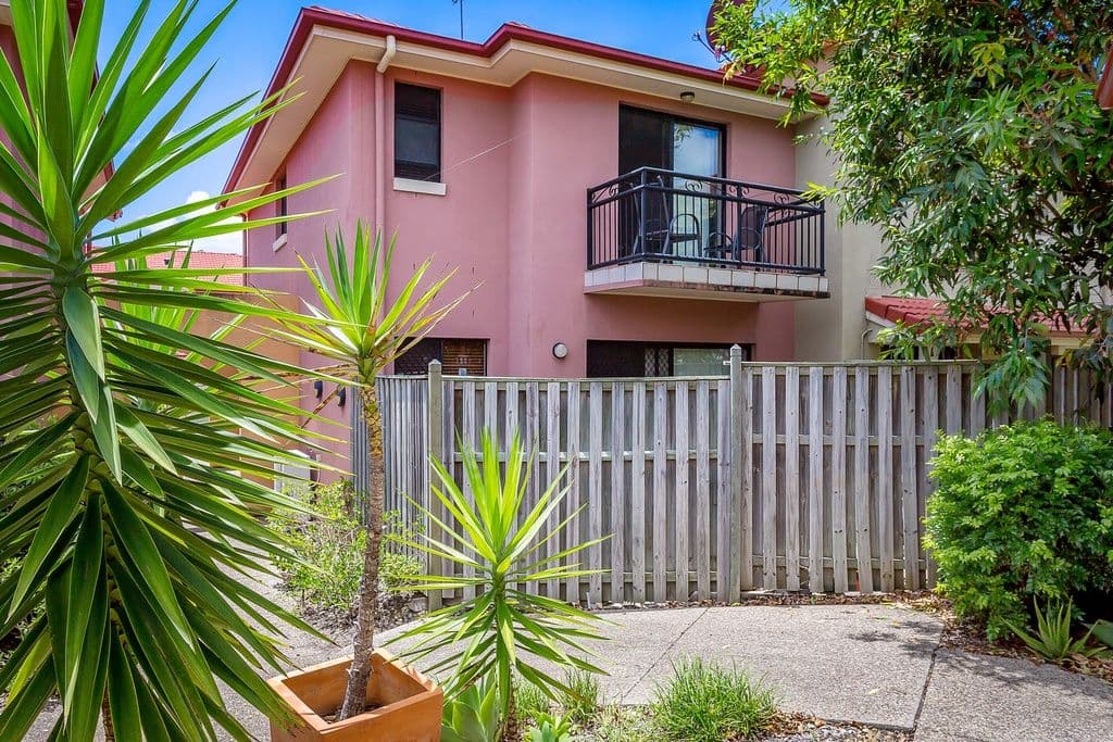 2-10 Geraldton Drive, Varsity Lakes QLD 4227, Varsity Lakes - Thumbnail 2