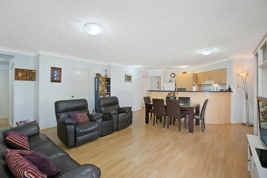 13 Vectis Street, Norman Park QLD 4170, Norman Park - Thumbnail 2