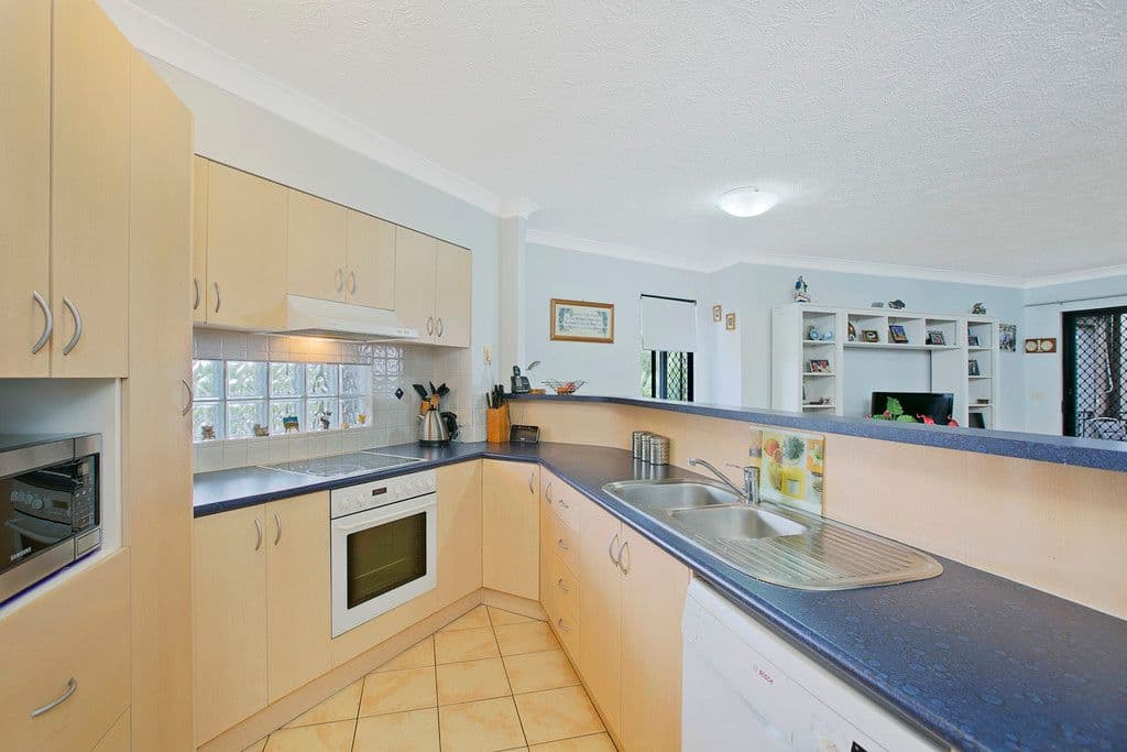 13 Vectis Street, Norman Park QLD 4170, Norman Park - Thumbnail 3