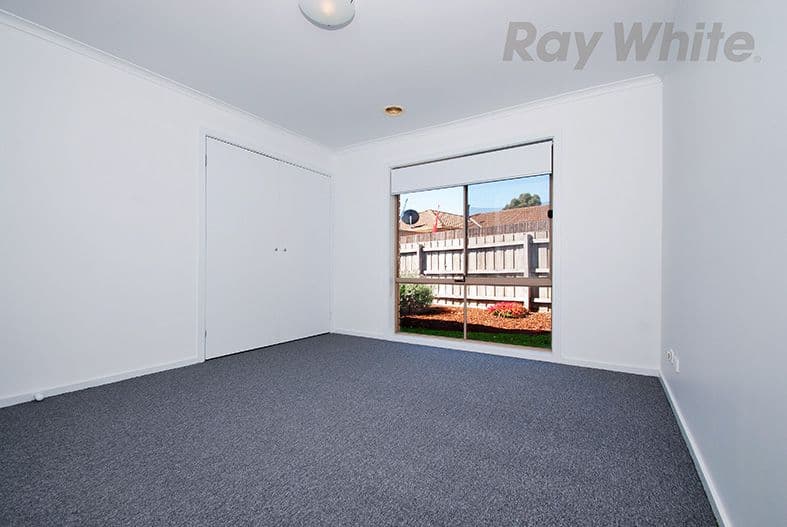 13 WILDWOOD Walk, Croydon South VIC 3136, Croydon South - Thumbnail 5