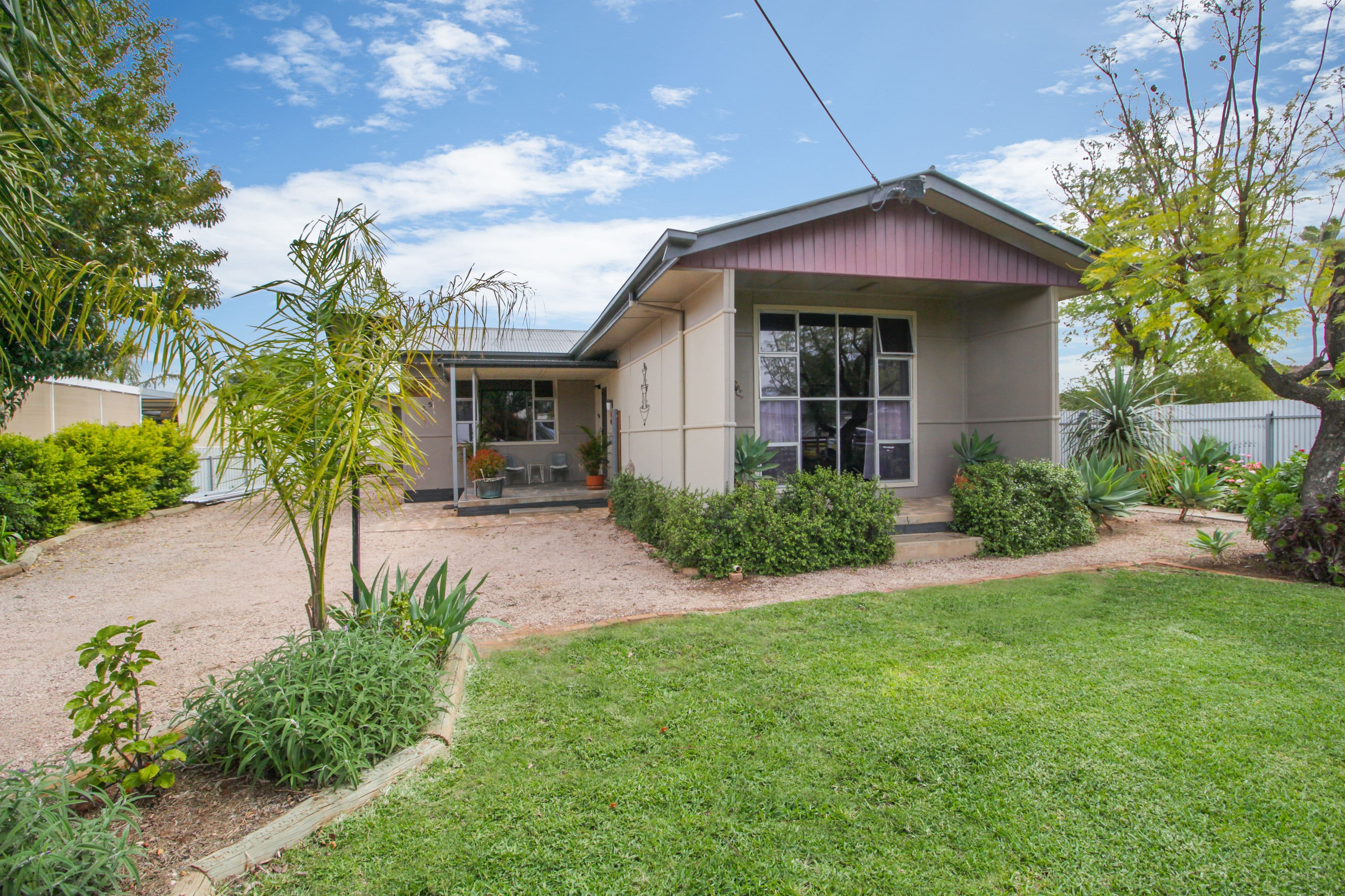 25 Fifteenth Street, Renmark SA 5341, Renmark - Image 1