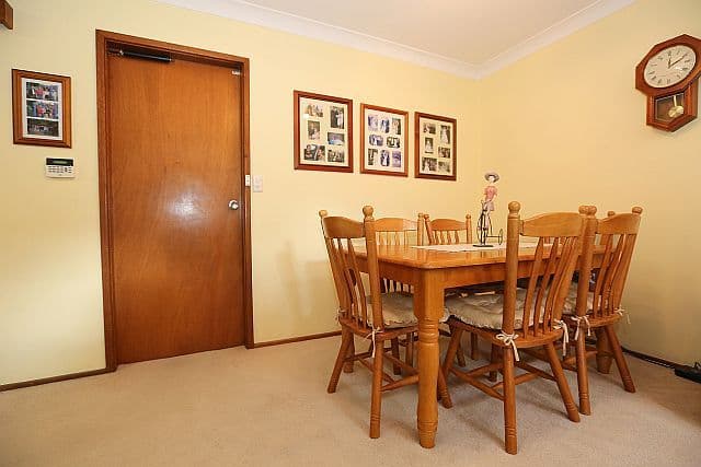 47 Carnavon Crescent, GEORGES HALL NSW 2198, Georges Hall - Thumbnail 5