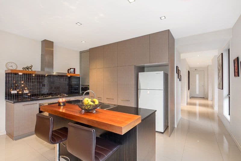 26 Dresden Drive, WATERWAYS VIC 3195, Waterways - Thumbnail 2