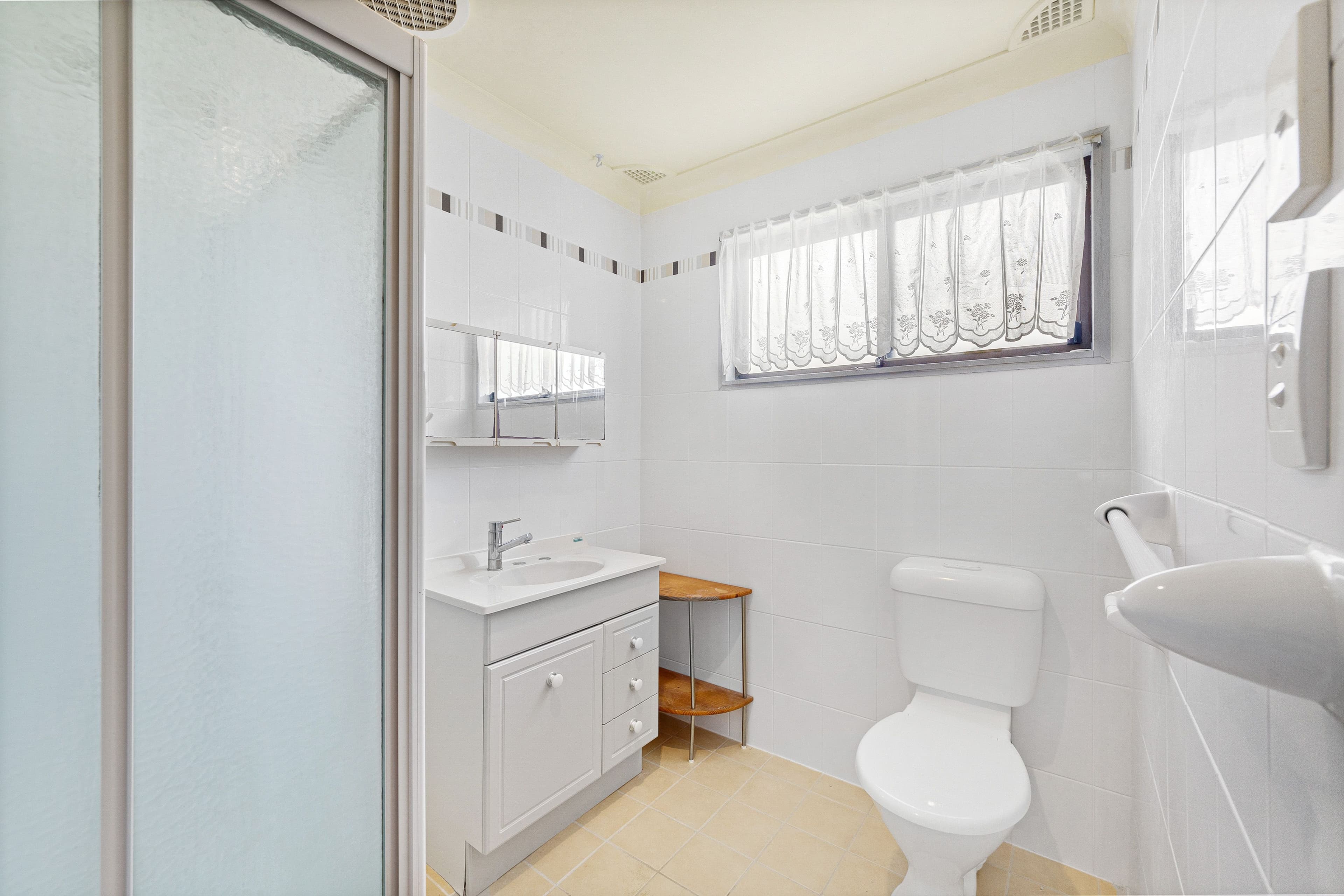 9 Cornwall Avenue, Gorokan NSW 2263, Gorokan - Thumbnail 7