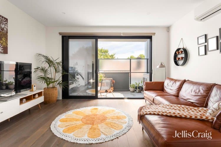 2/125 Grange Road, Fairfield, Fairfield - Image 1