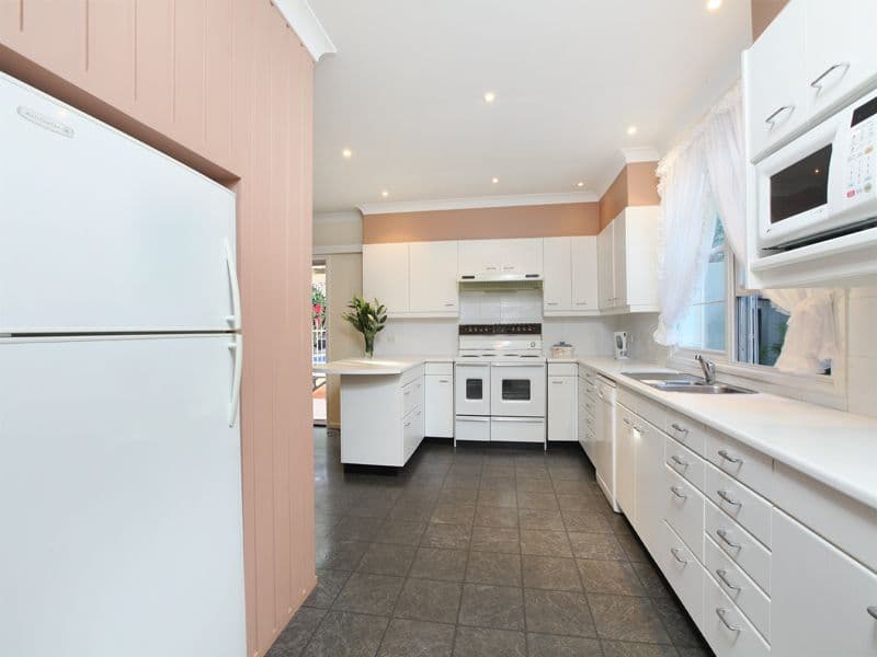 30 Green Place, Eltham, Eltham - Image 1
