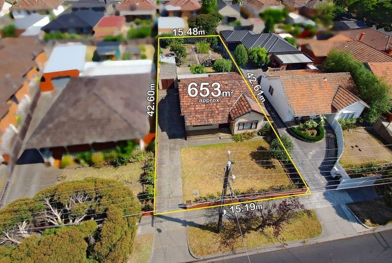 9 Whitelaw Street, RESERVOIR VIC 3073, Reservoir - Thumbnail 2