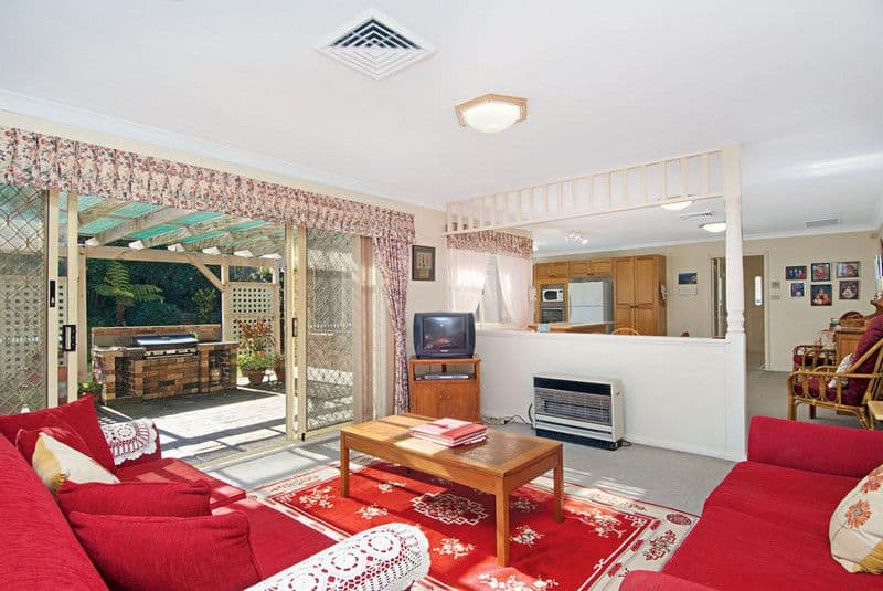 8 Baggot Place, BAULKHAM HILLS NSW 2153, Baulkham Hills - Thumbnail 3