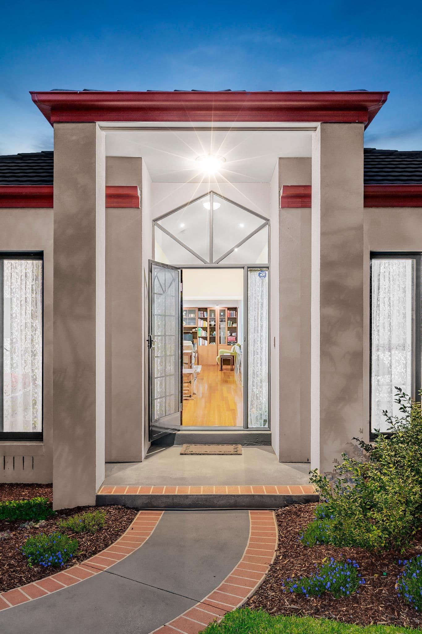 27 Nurlendi Road, Vermont VIC 3133, Vermont - Thumbnail 2