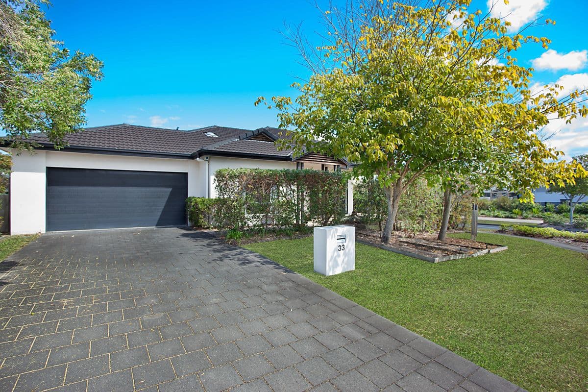 33 Dotterel Crescent, North Lakes QLD 4509, North Lakes - Image 1