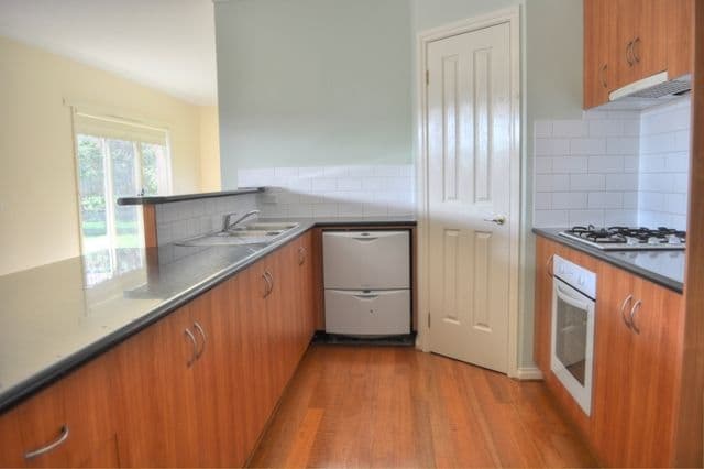240 Russell Street, DENNINGTON VIC 3280, Dennington - Thumbnail 3