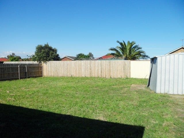 16 Grazier Court, WERRIBEE VIC 3030, Werribee - Thumbnail 3