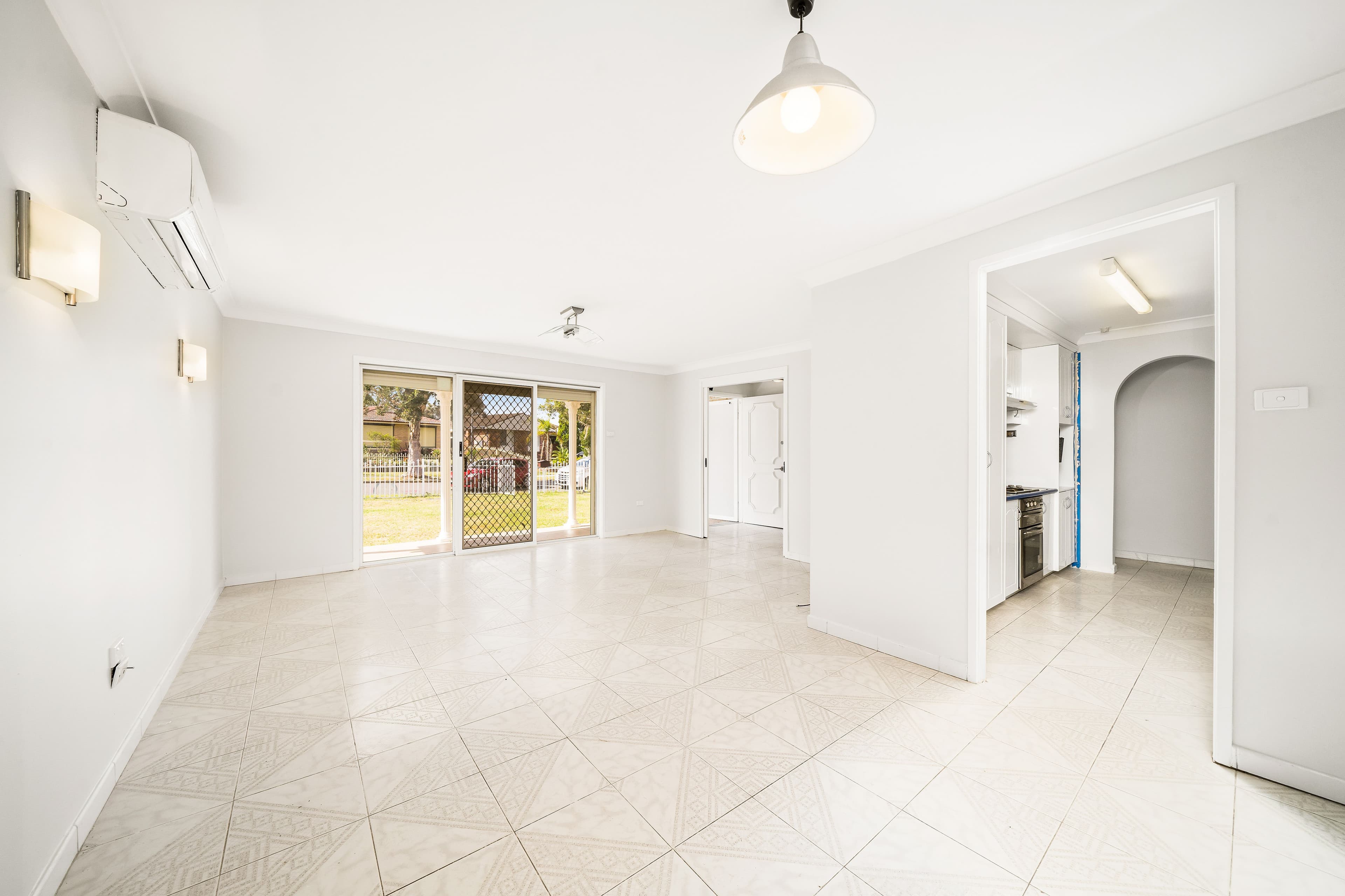 3 Frost Court, Wetherill Park - Thumbnail 4