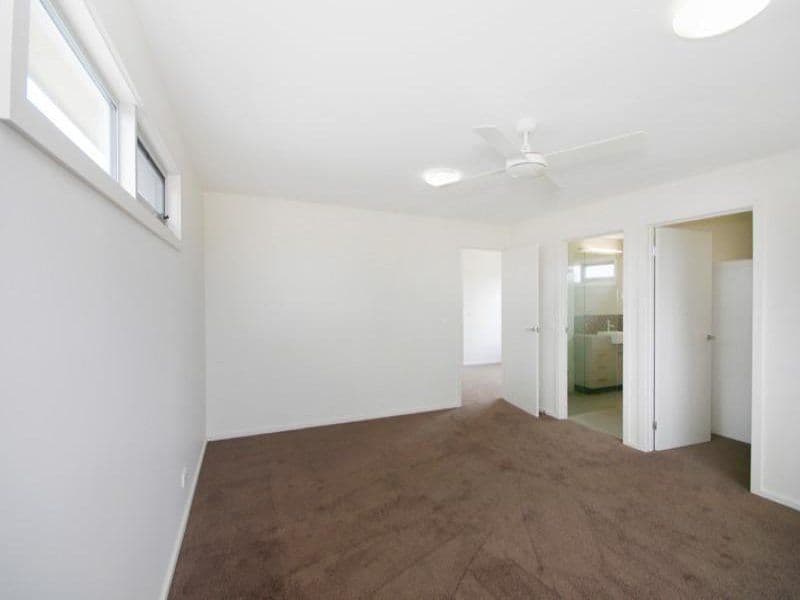 27 Richmond Crescent, GEELONG VIC 3220, Geelong - Thumbnail 8