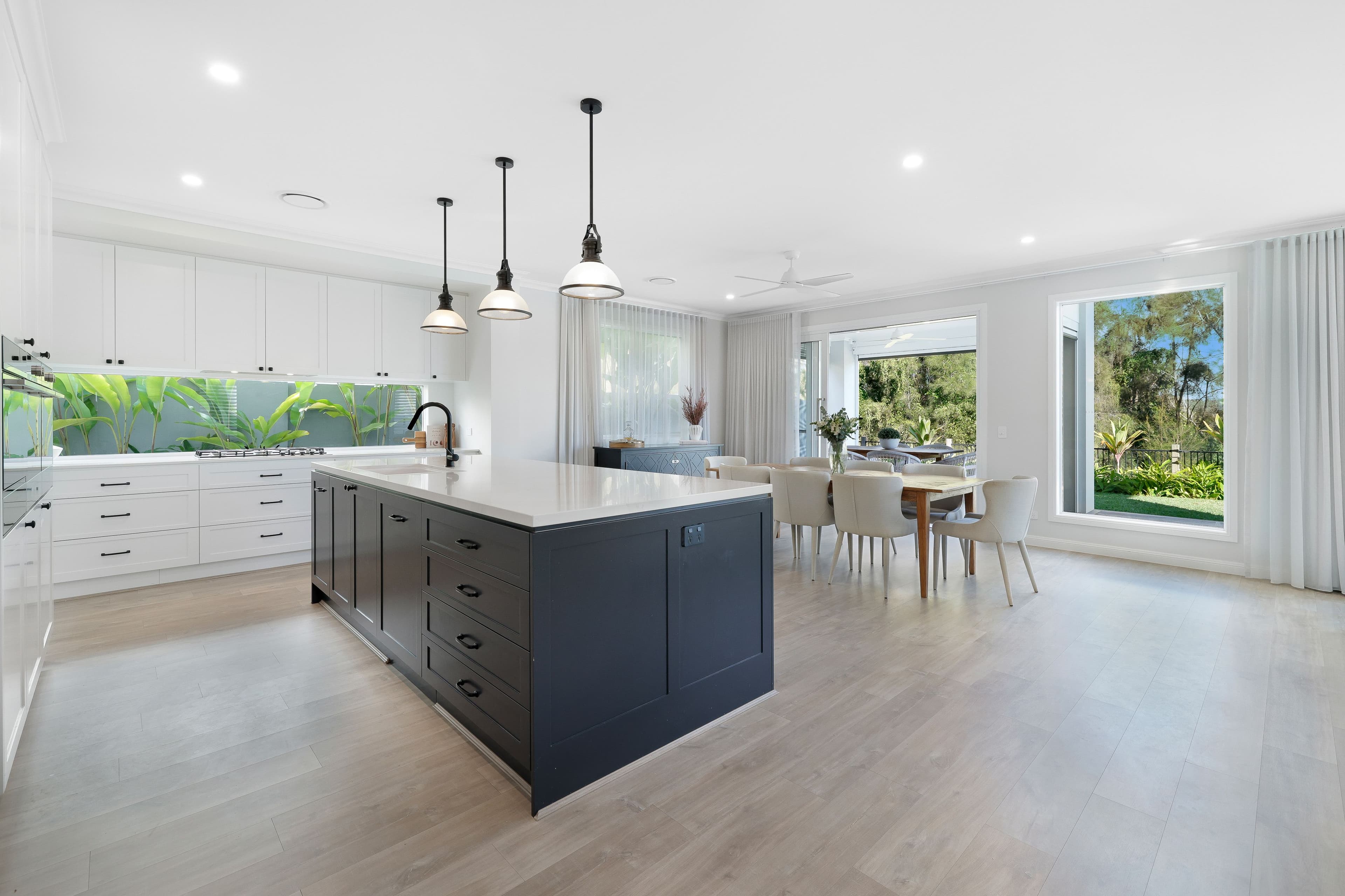 55 Lake Serenity Boulevard, Helensvale QLD 4212, Helensvale - Thumbnail 4