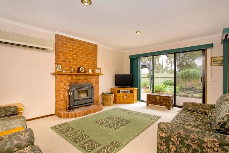 3 Newcomen Court, LARA VIC 3212, Lara - Thumbnail 3