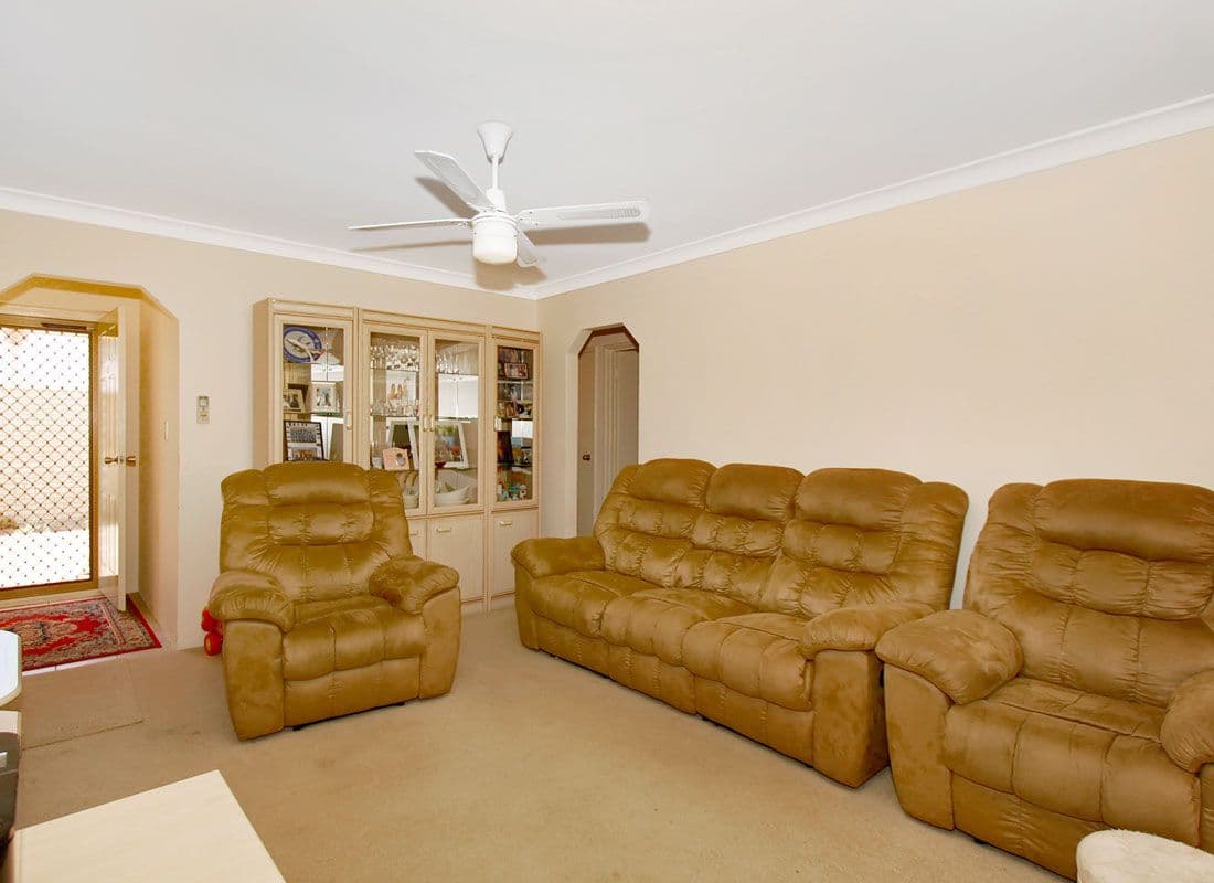 52 Aussat Drive, KIARA WA 6054, Kiara - Thumbnail 3