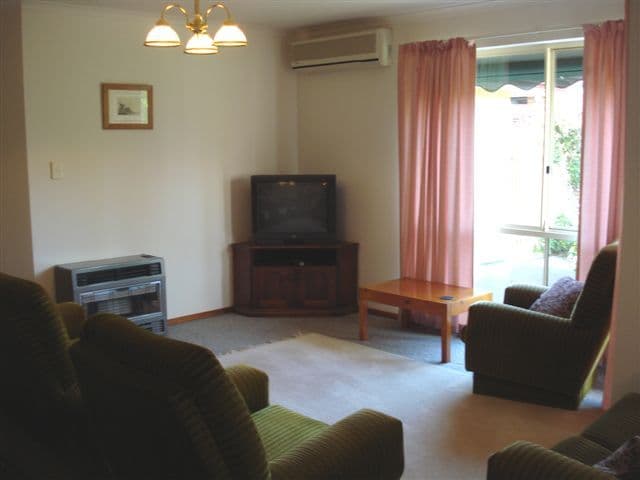 12 Reginald Parade, CRAIGMORE SA 5114, Craigmore - Thumbnail 4