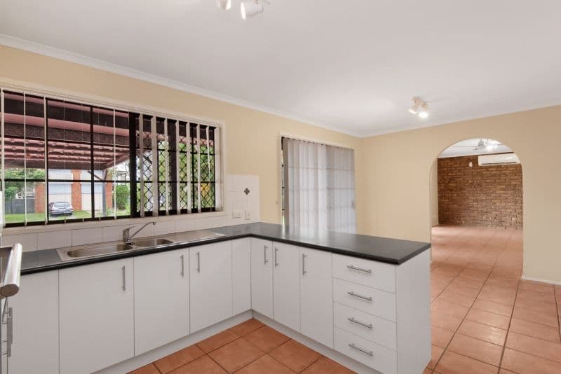 47 Claverton Drive, Deception Bay QLD 4508, Deception Bay - Thumbnail 3