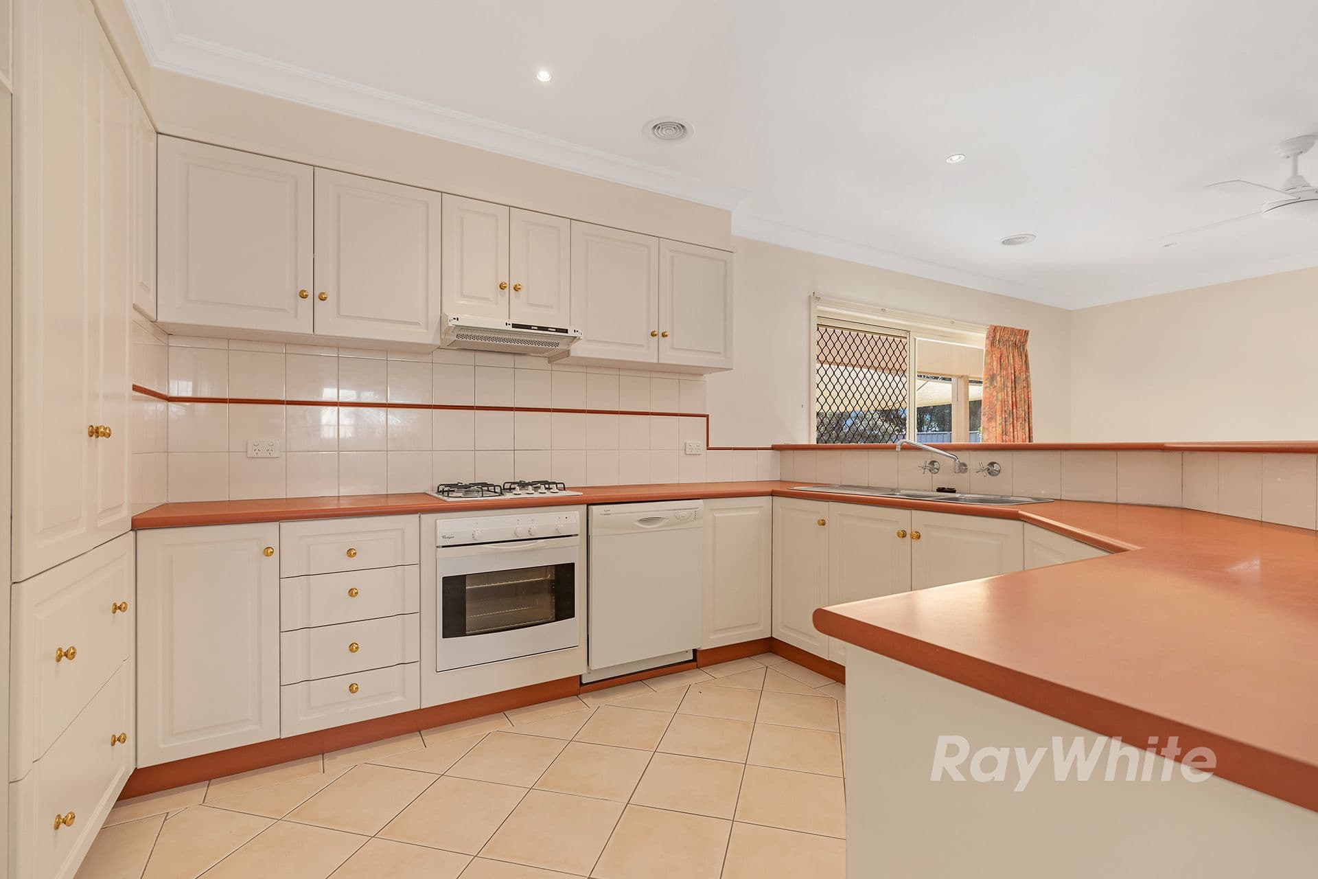 39 Genevieve Avenue, Echuca VIC 3564, Echuca - Thumbnail 4