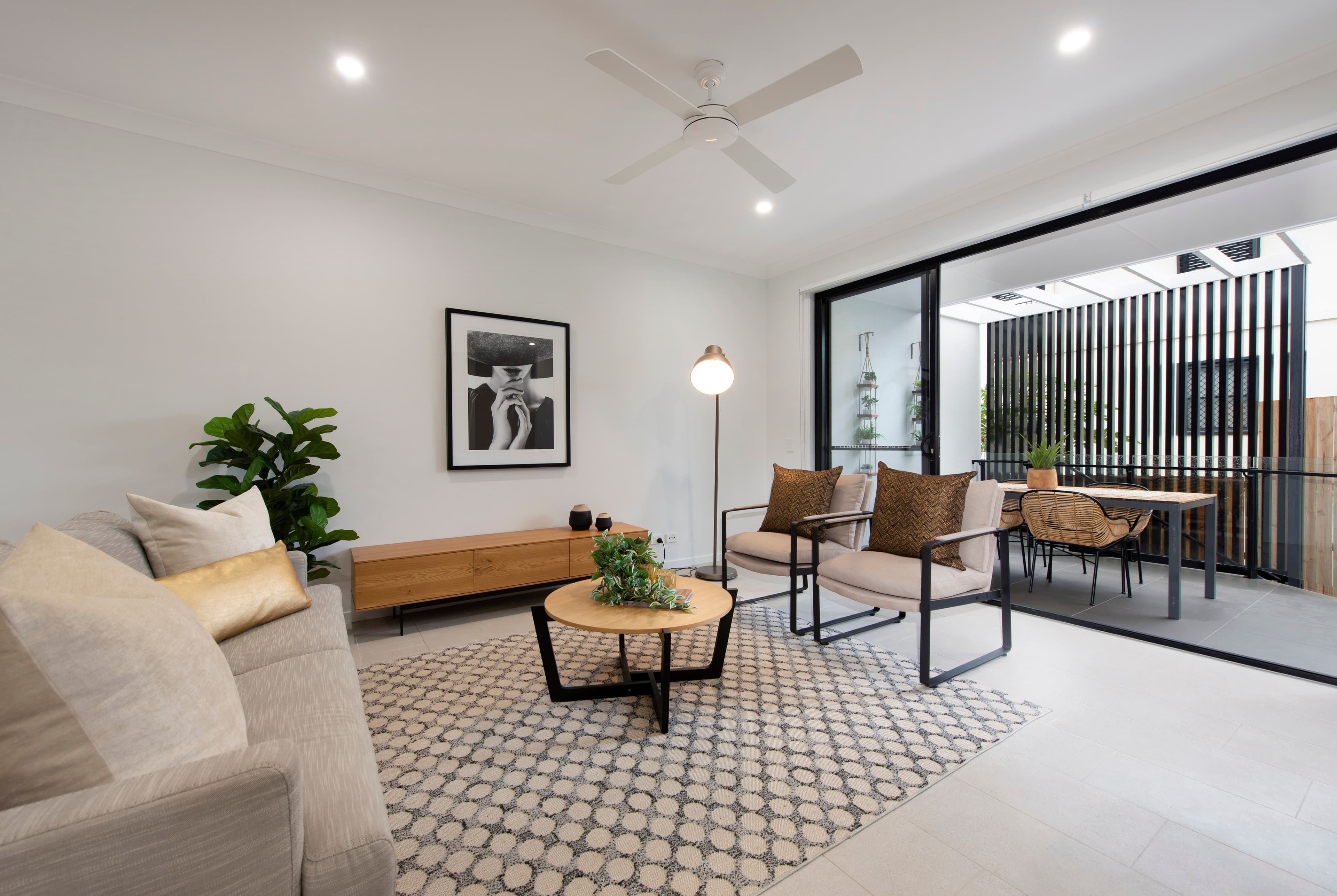 26-30 Waratah Avenue, Carina QLD 4152, Carina - Thumbnail 3