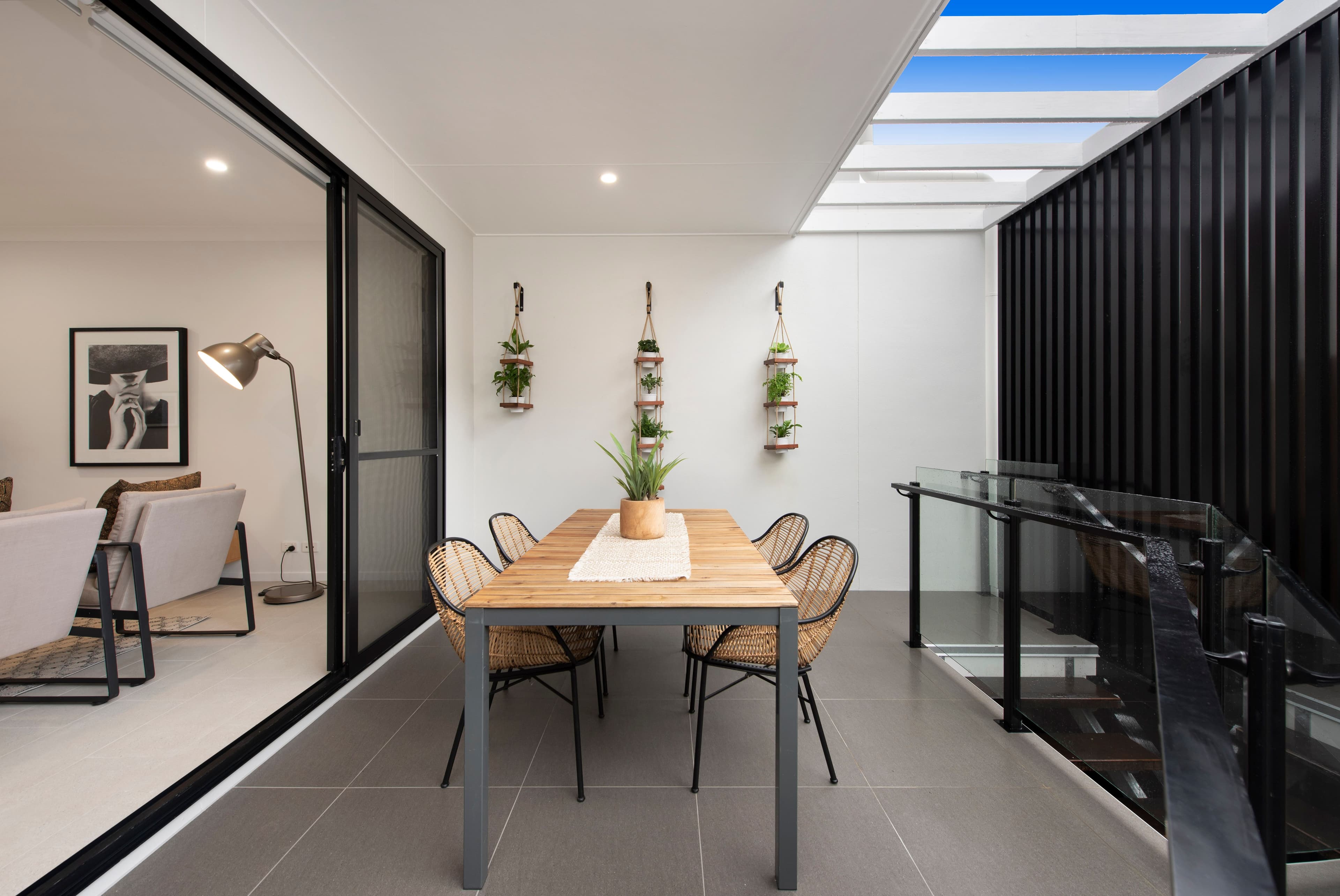 26-30 Waratah Avenue, Carina QLD 4152, Carina - Thumbnail 4
