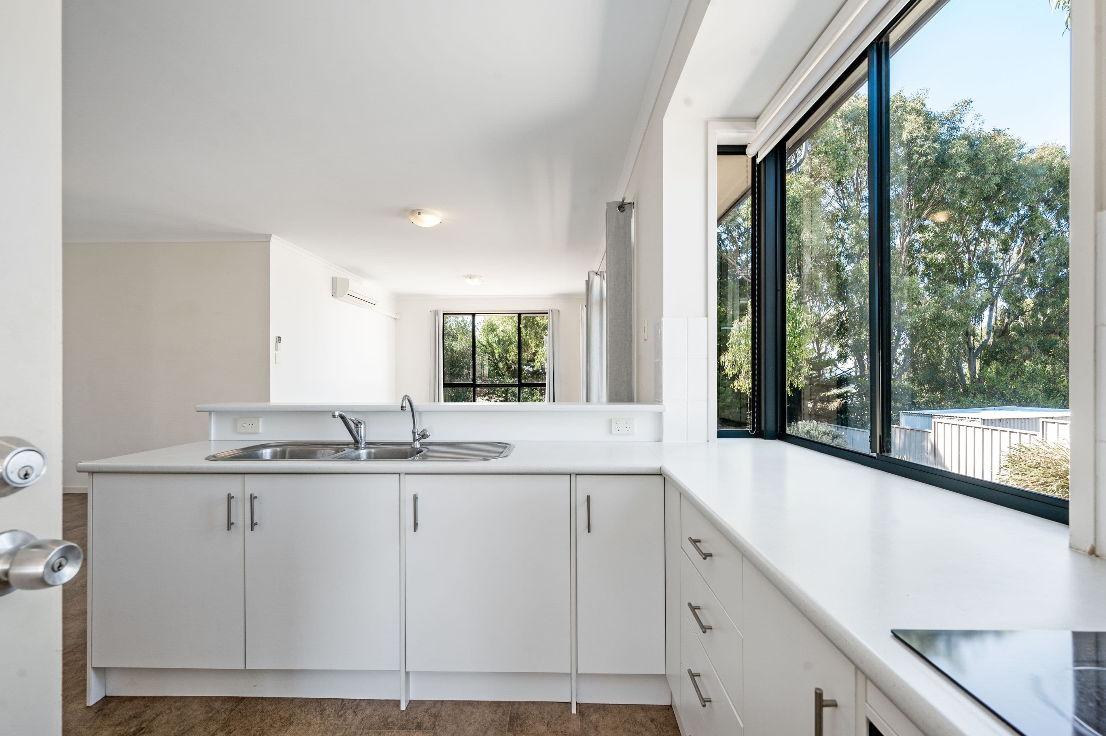 28 Poltong Crescent, Encounter Bay SA 5211, Encounter Bay - Thumbnail 6