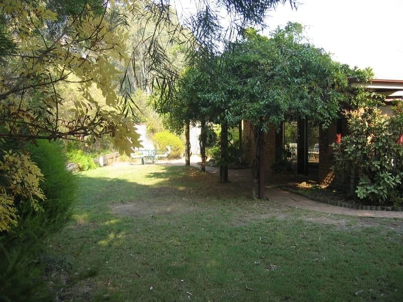 69  Redbank Road, SEYMOUR VIC 3660, Seymour - Thumbnail 3