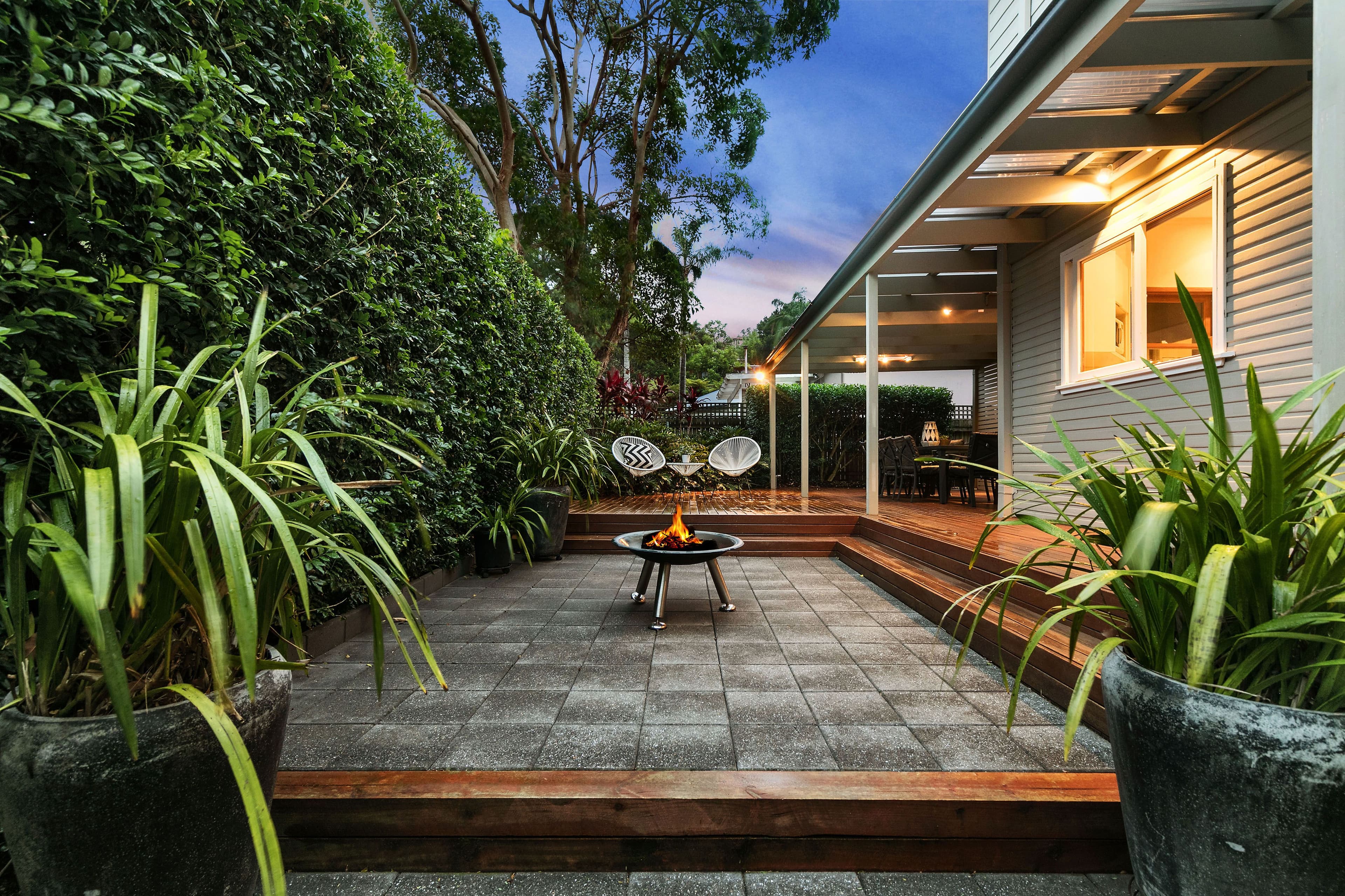 4 Burilla Avenue, North Curl Curl - Thumbnail 2
