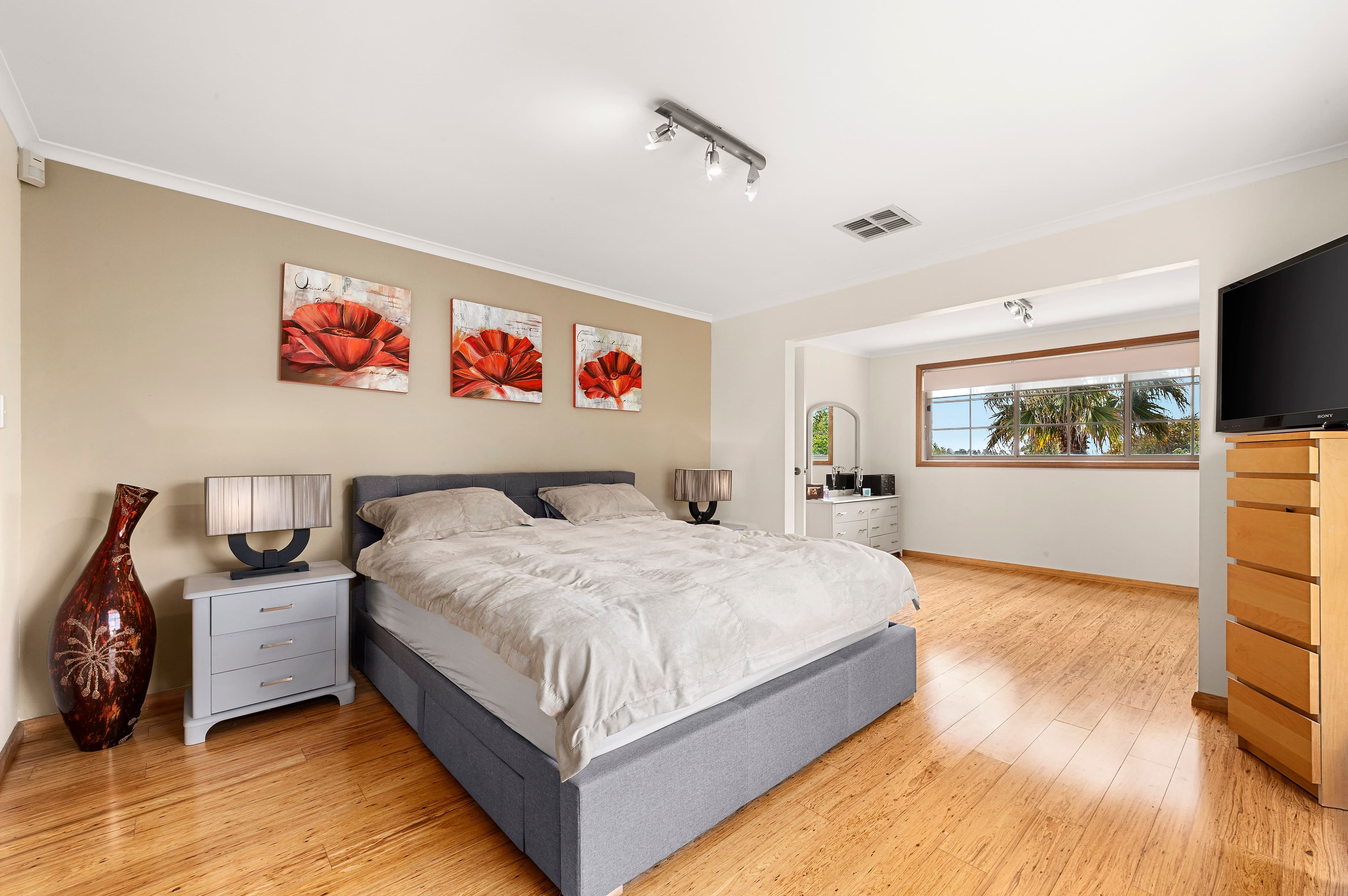 11 Neerim Court, Rowville VIC 3178, Rowville - Thumbnail 6