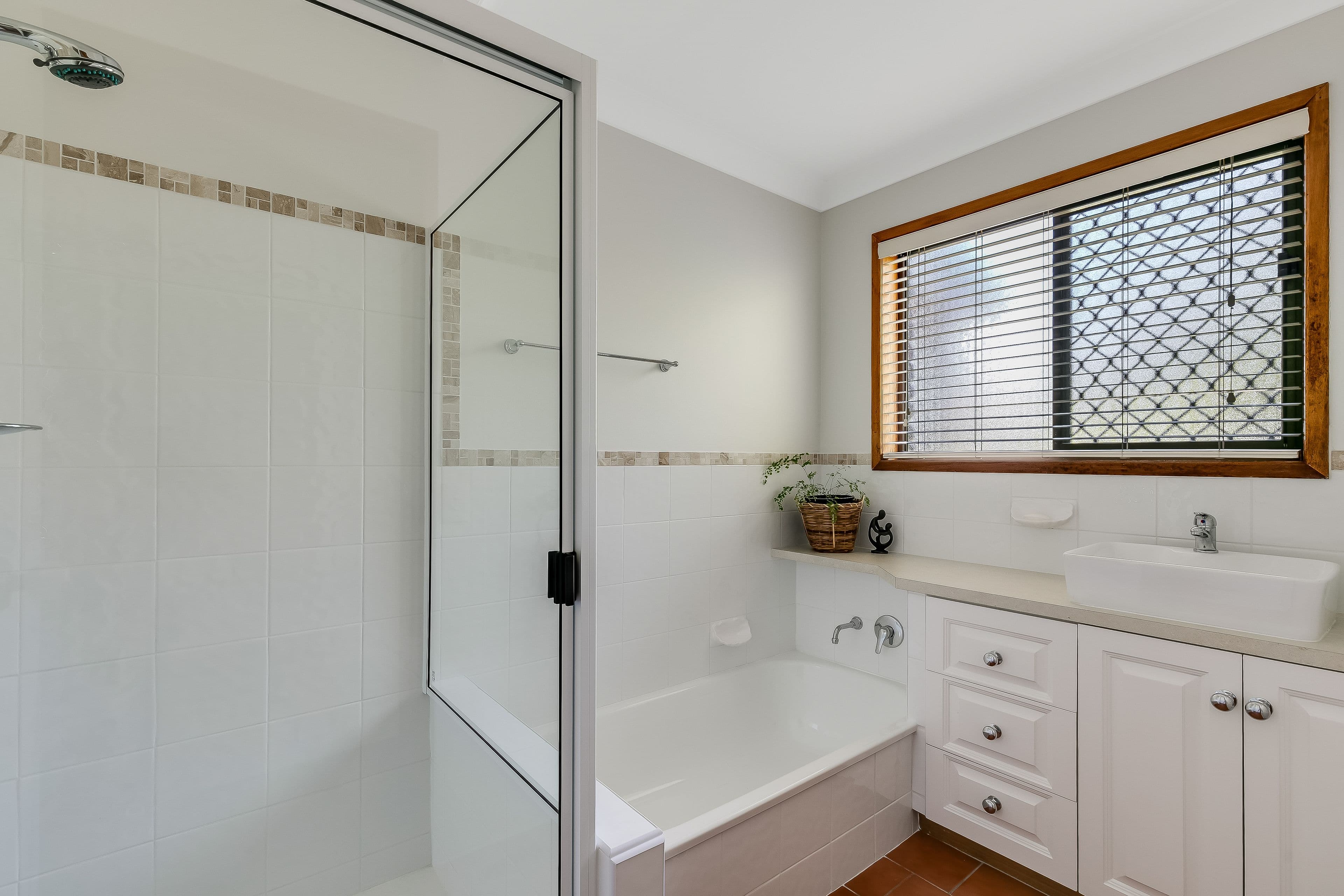 27 Amos Crescent, Mount Lofty QLD 4350, Mount Lofty - Thumbnail 7