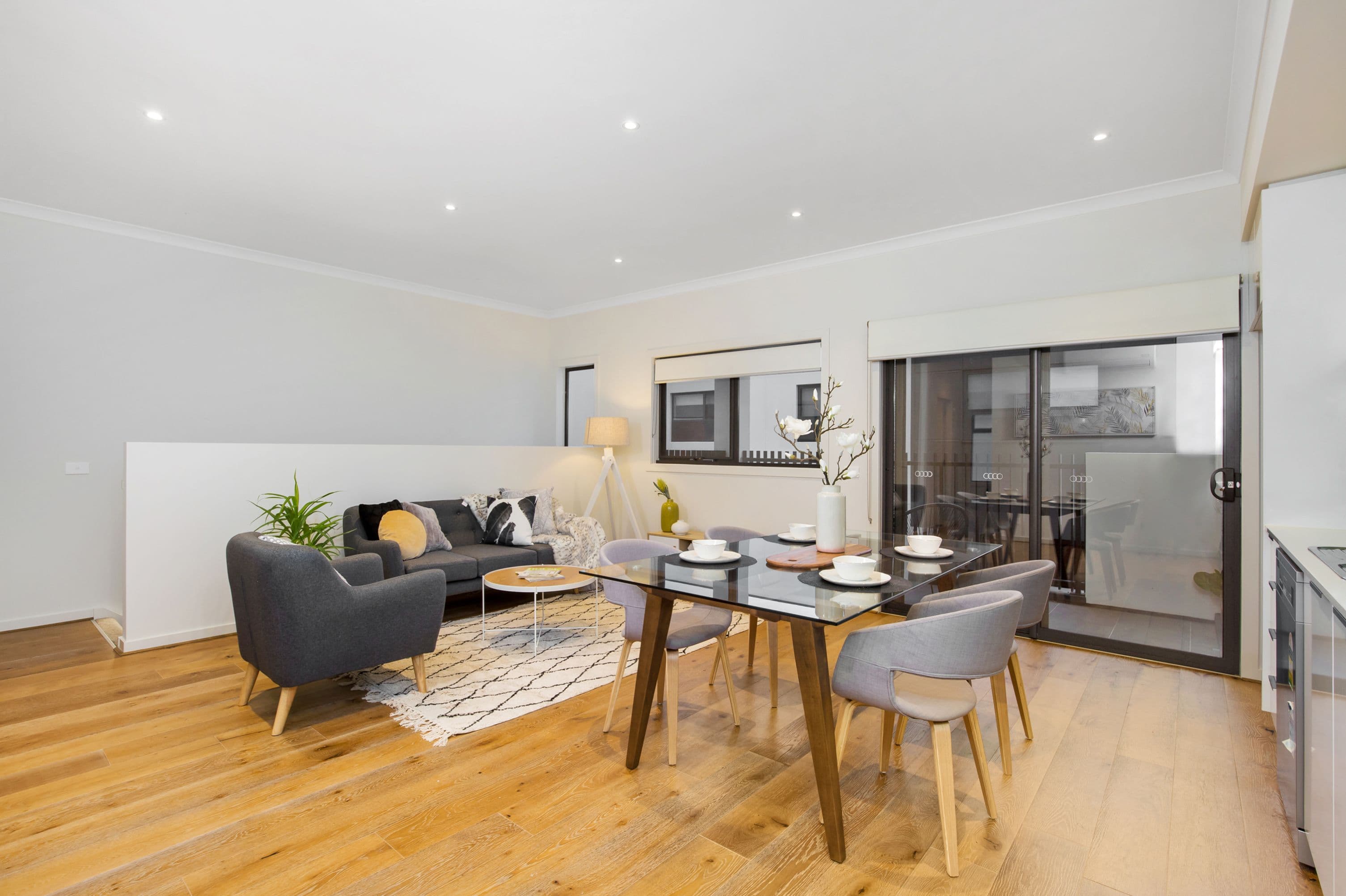 43-45 Deschamp Crescent, Rowville VIC 3178, Rowville - Thumbnail 3