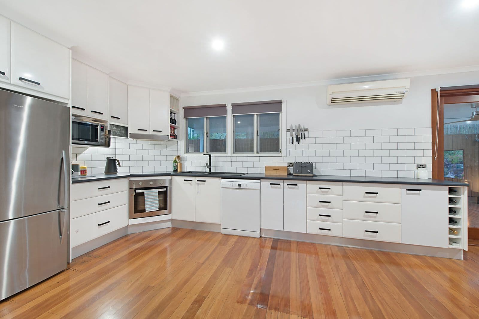 86 Gatton Street, Mount Gravatt East QLD 4122, Mount Gravatt East - Thumbnail 3