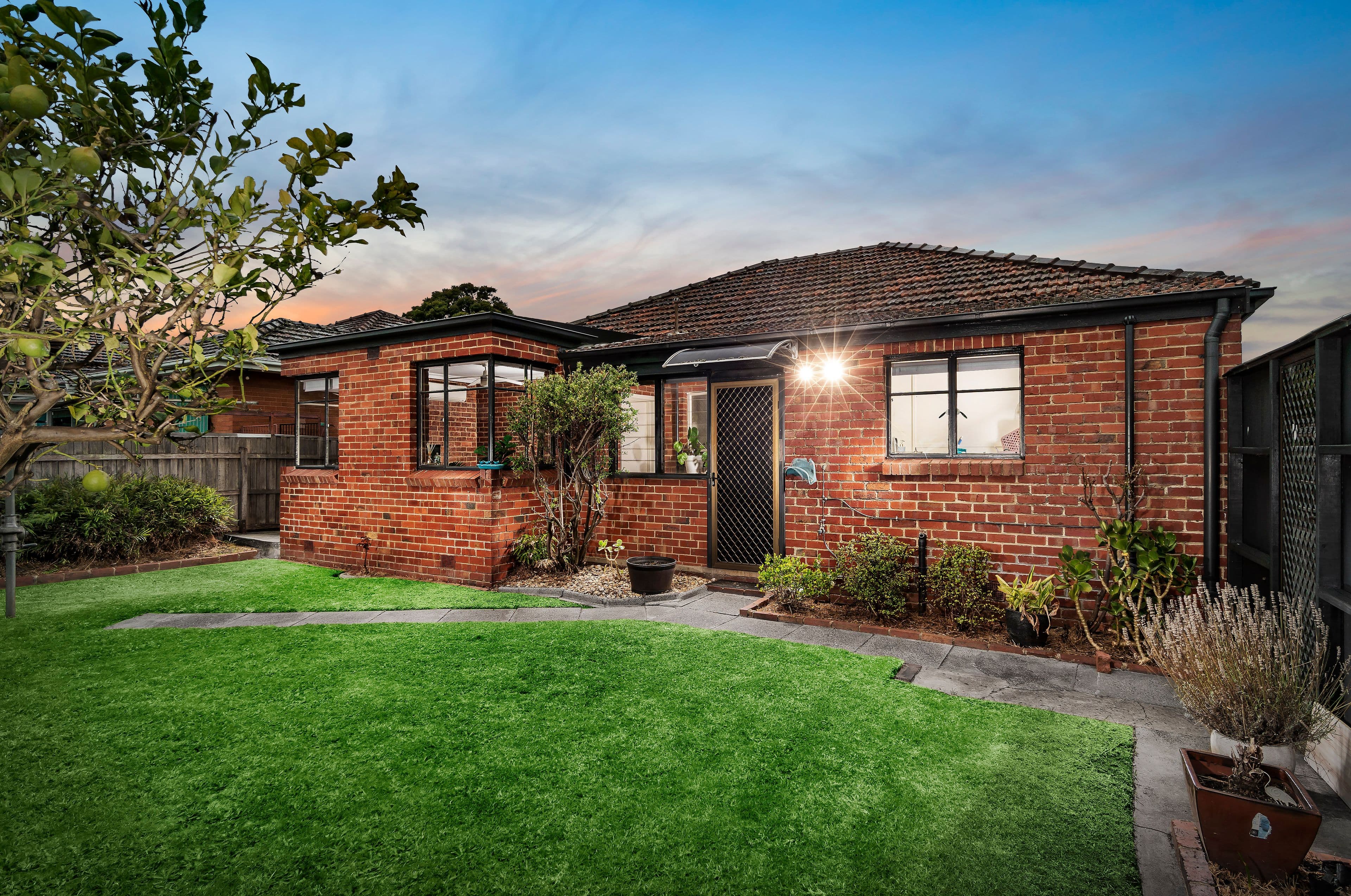 1 Richard Street, Bentleigh East VIC 3165, Bentleigh East - Thumbnail 2