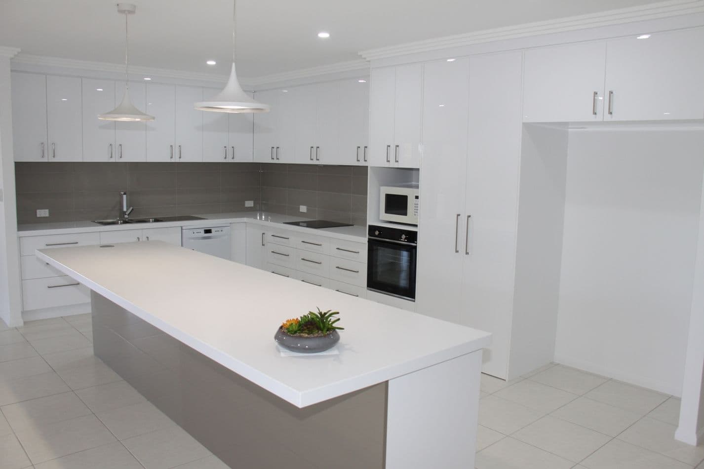 4 Stoney Court, Tannum Sands QLD 4680, Tannum Sands - Thumbnail 3