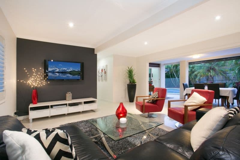 5 Tyrone Avenue, Sorrento QLD 4217, Sorrento - Thumbnail 4