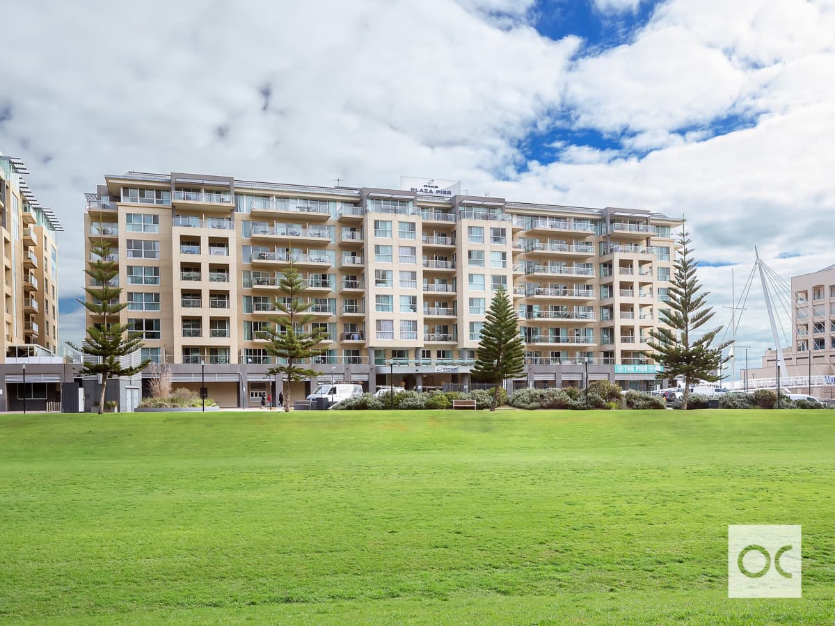 324/16 Holdfast Promenade, Glenelg - Thumbnail 2