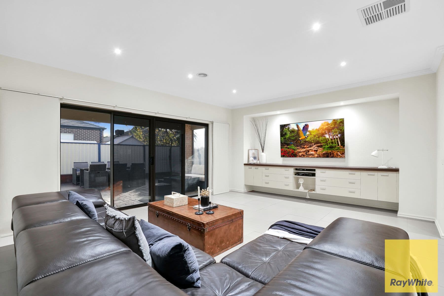 21 Manny Paul Circuit, Burnside Heights VIC 3023, Burnside Heights - Thumbnail 7