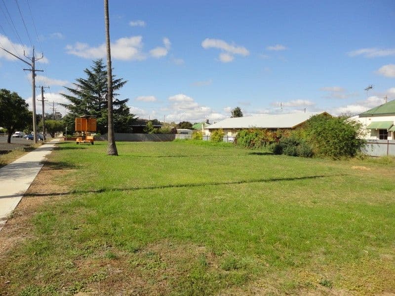 151 DeBoos Street, TEMORA NSW 2666, Temora - Image 1