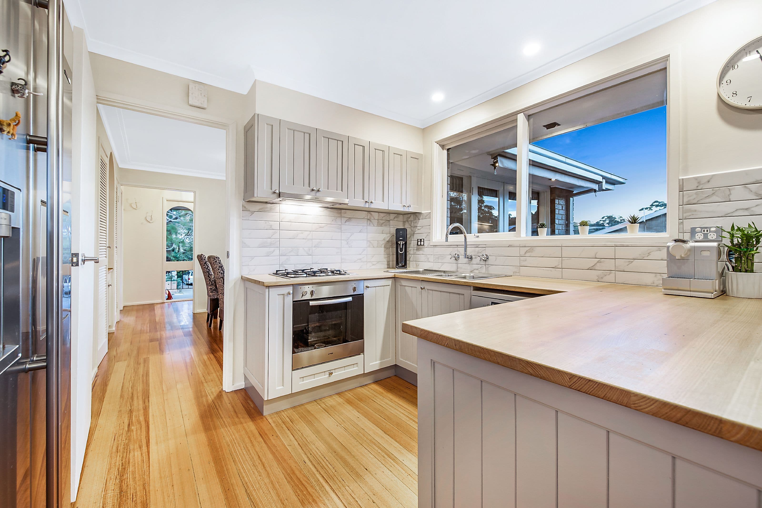 34 Cambrian Crescent, Wheelers Hill VIC 3150, Wheelers Hill - Thumbnail 2
