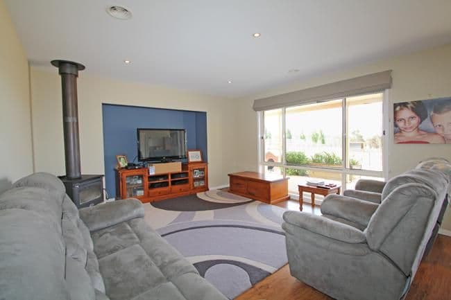 53 Hope Drive, BUNGENDORE NSW 2621, Bungendore - Thumbnail 6