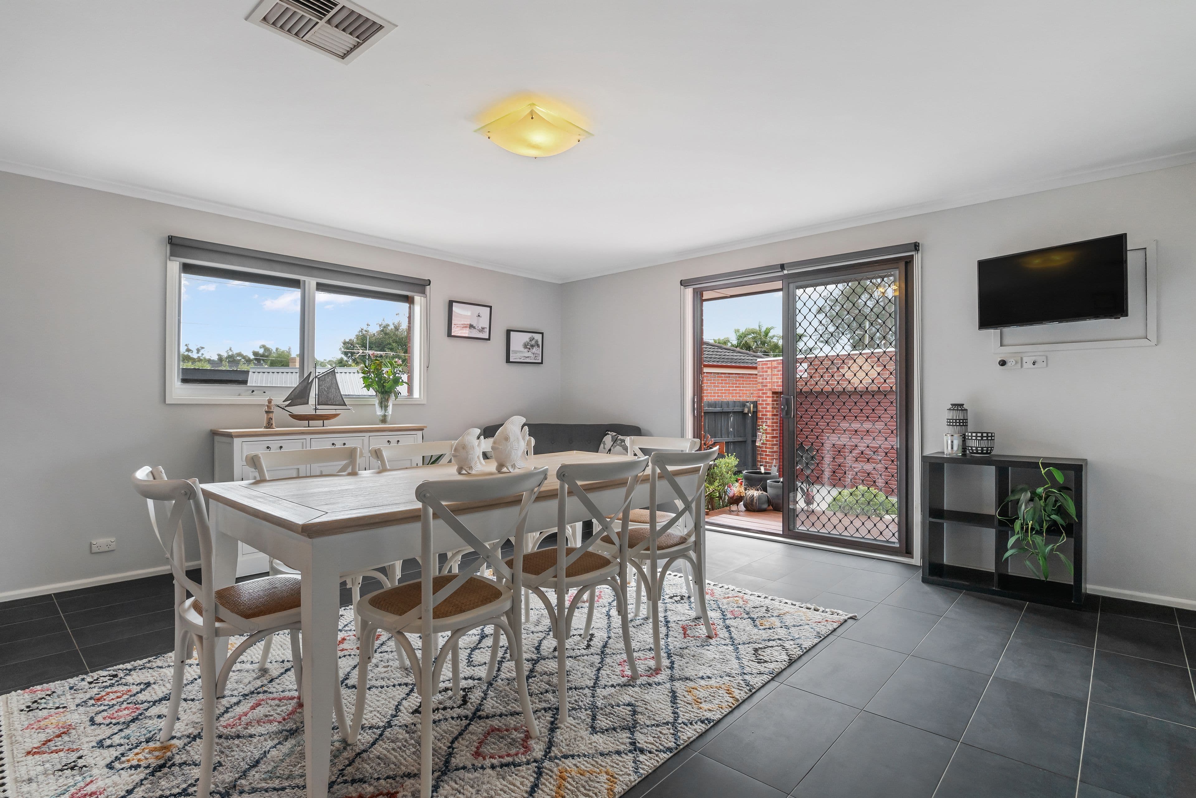 82 Bellara Drive, Mooroolbark VIC 3138, Mooroolbark - Thumbnail 2