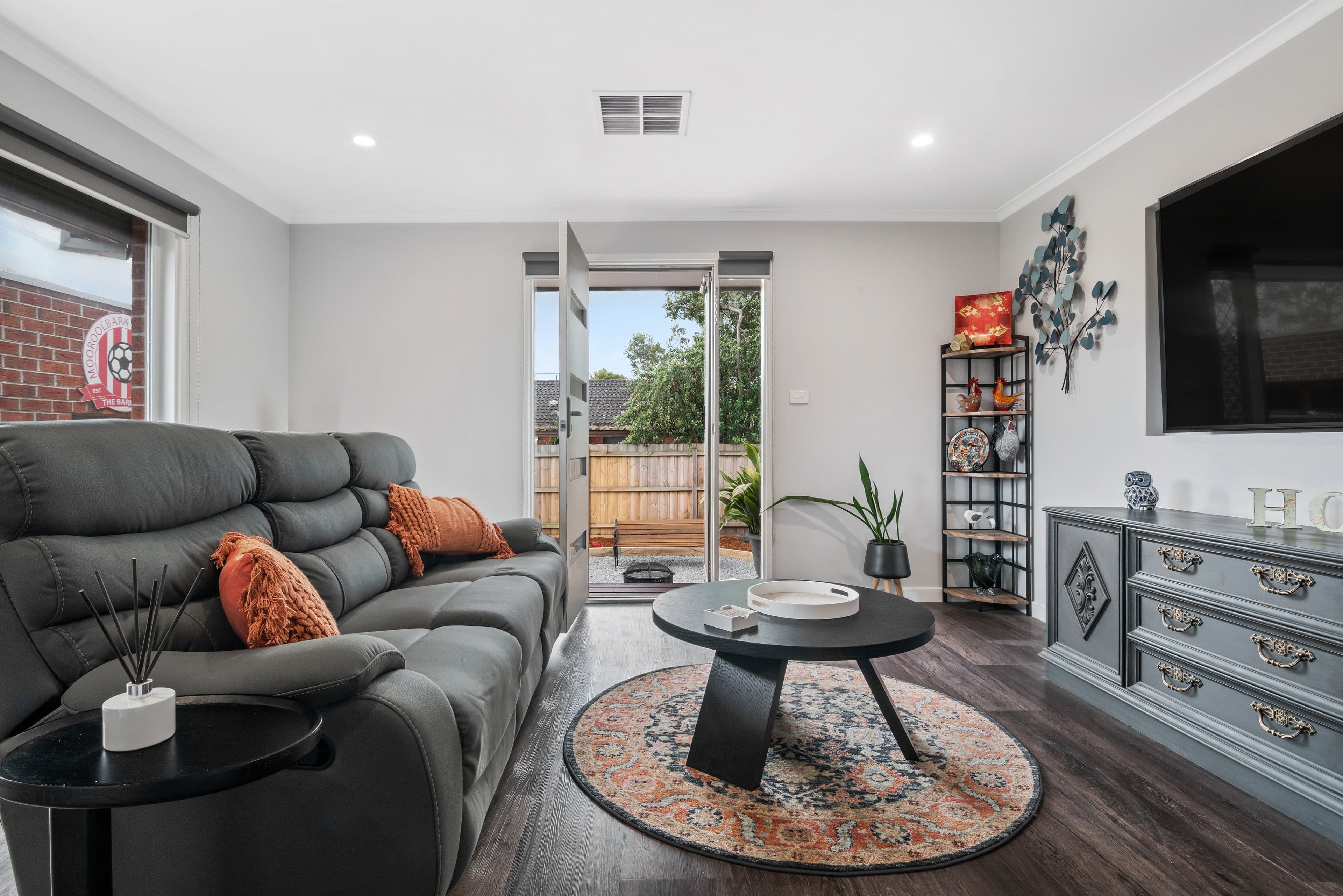 82 Bellara Drive, Mooroolbark VIC 3138, Mooroolbark - Thumbnail 3