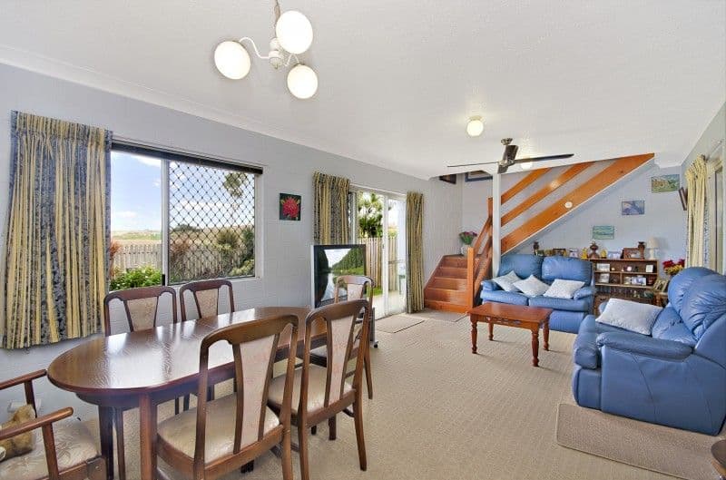 10 Sooning Street, HERMIT PARK QLD 4812, Hermit Park - Thumbnail 2