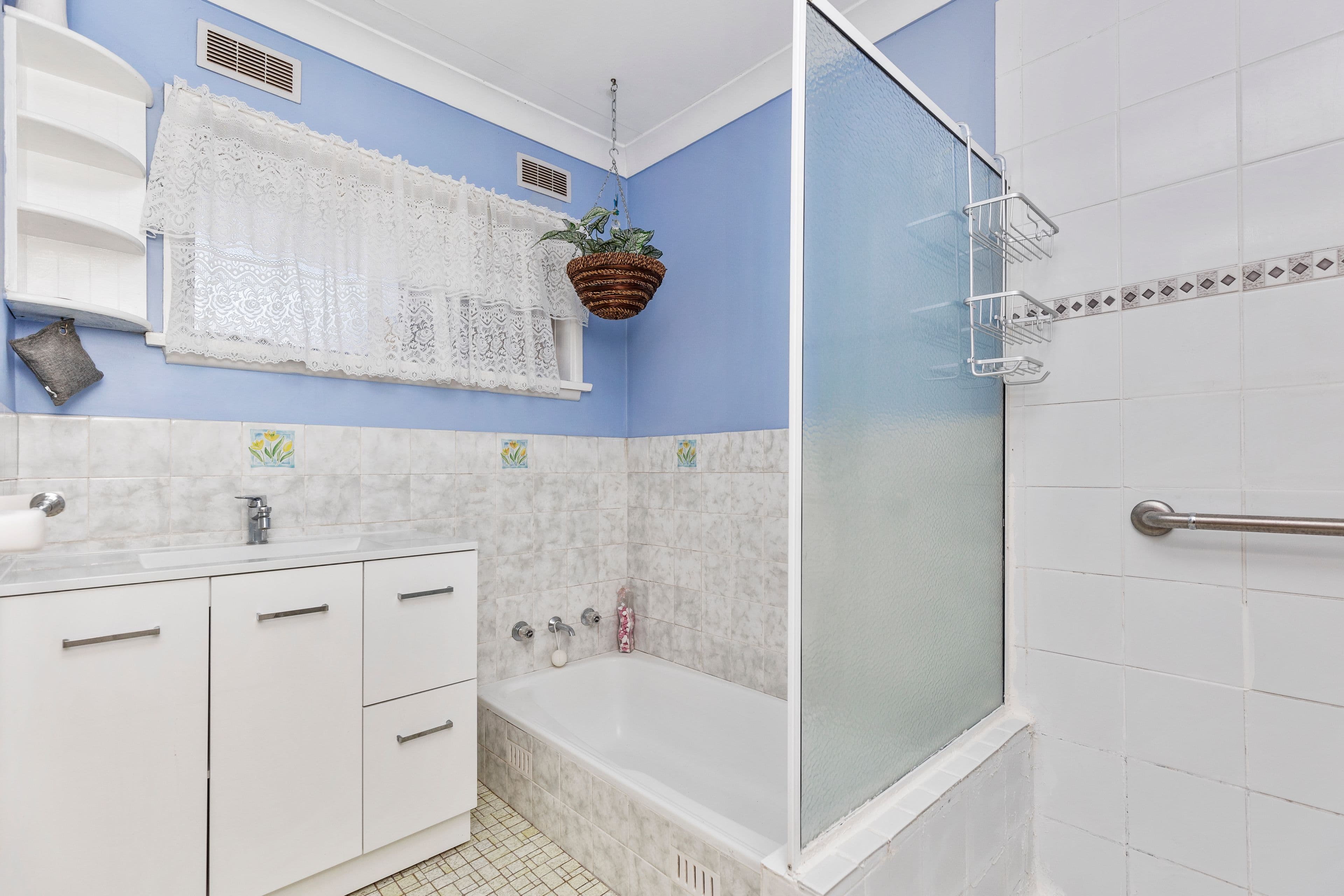 212 Fernleigh Road, Ashmont NSW 2650, Ashmont - Thumbnail 6