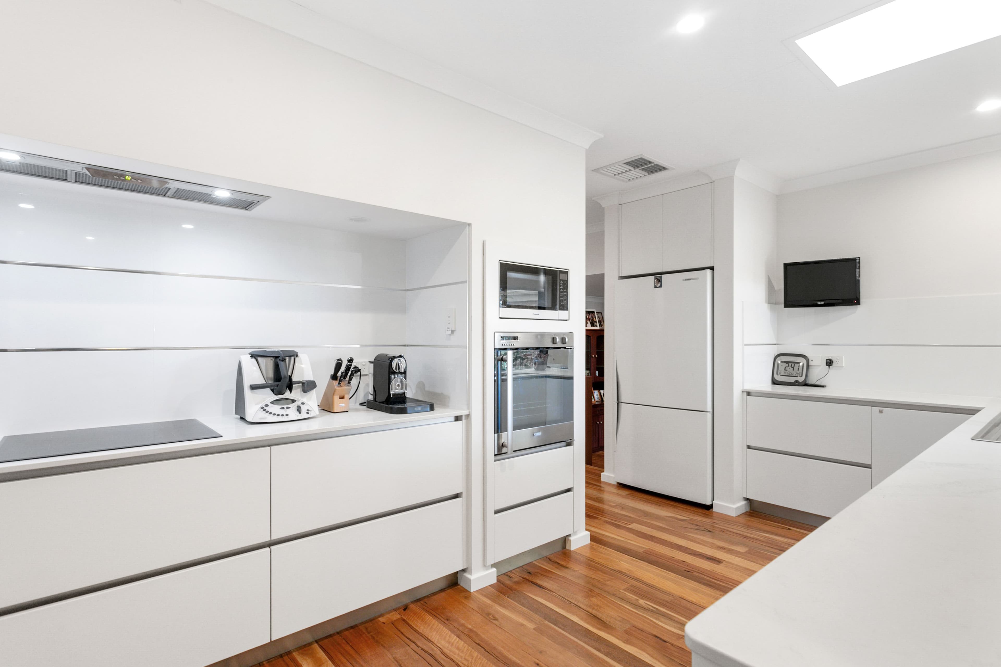 19 Mahonia Place, Duncraig WA 6023, Duncraig - Thumbnail 6