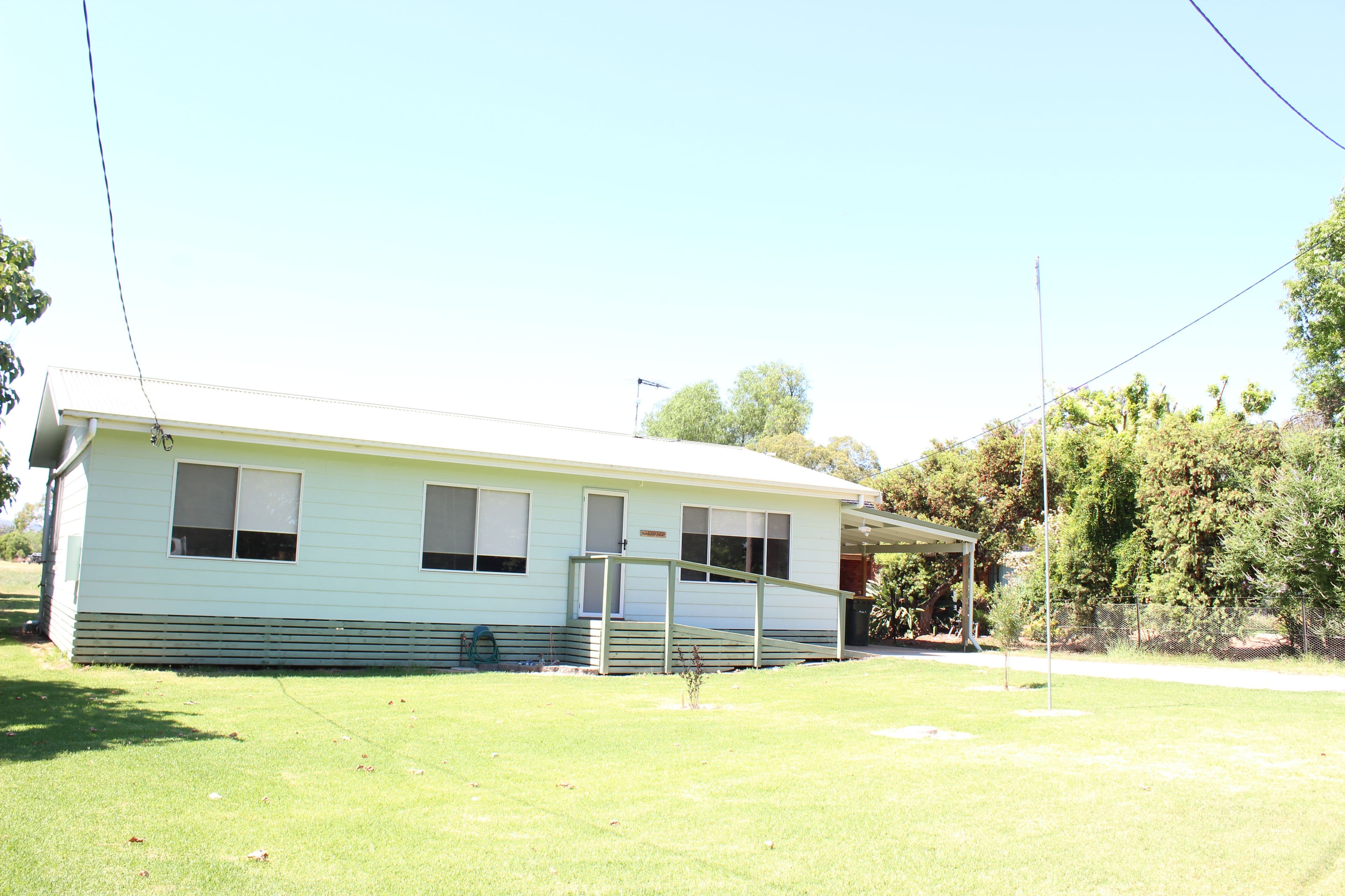 10 Cunningham Street, Bingara NSW 2404, Bingara - Thumbnail 2