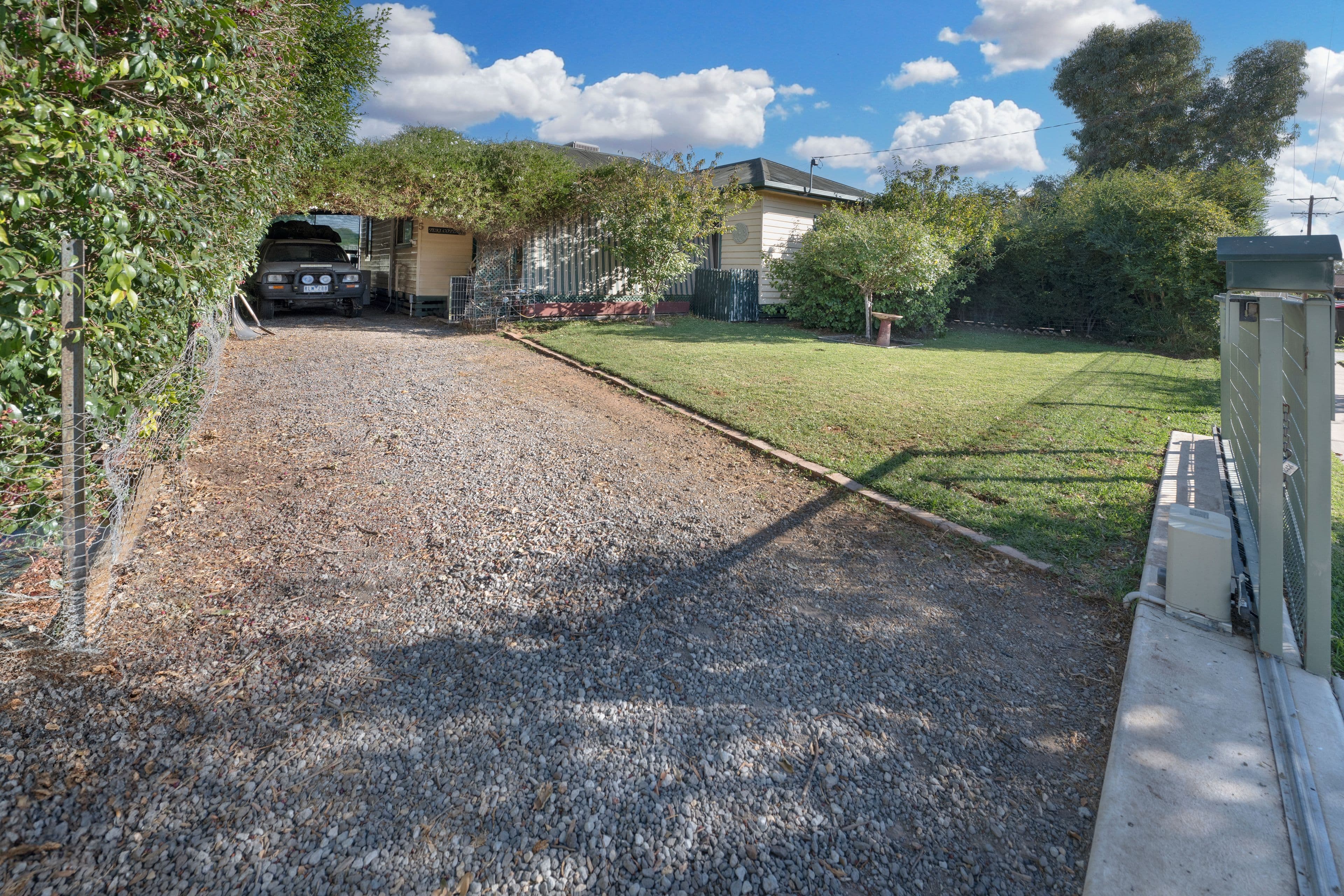 5 Boldrewood Drive, Swan Hill VIC 3585, Swan Hill - Thumbnail 2