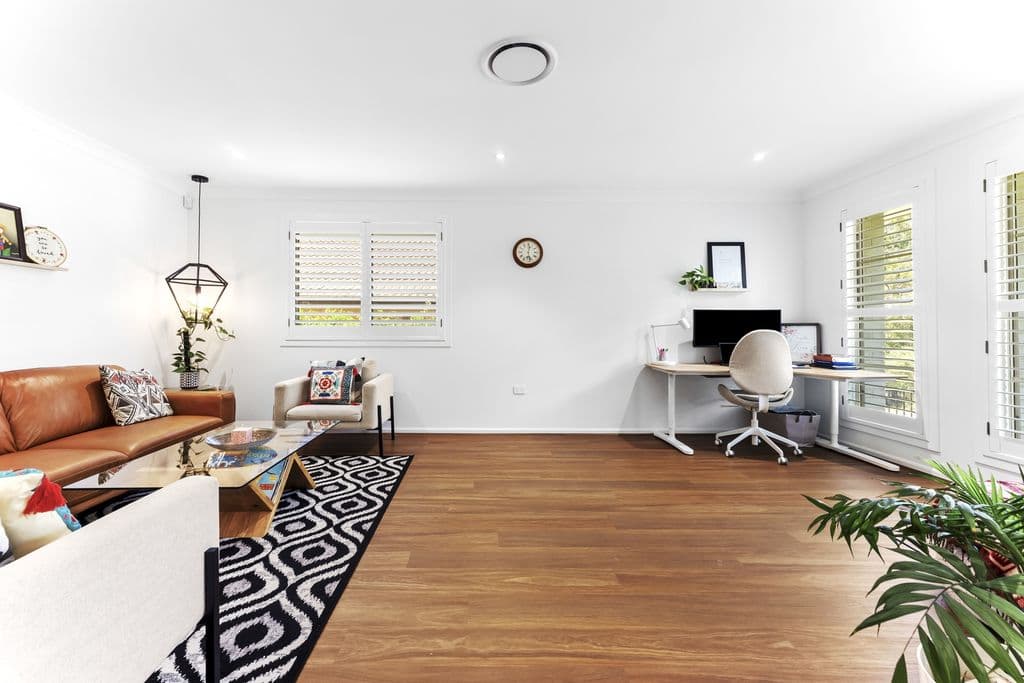 4 Evelyn Close, Hamlyn Terrace - Thumbnail 5