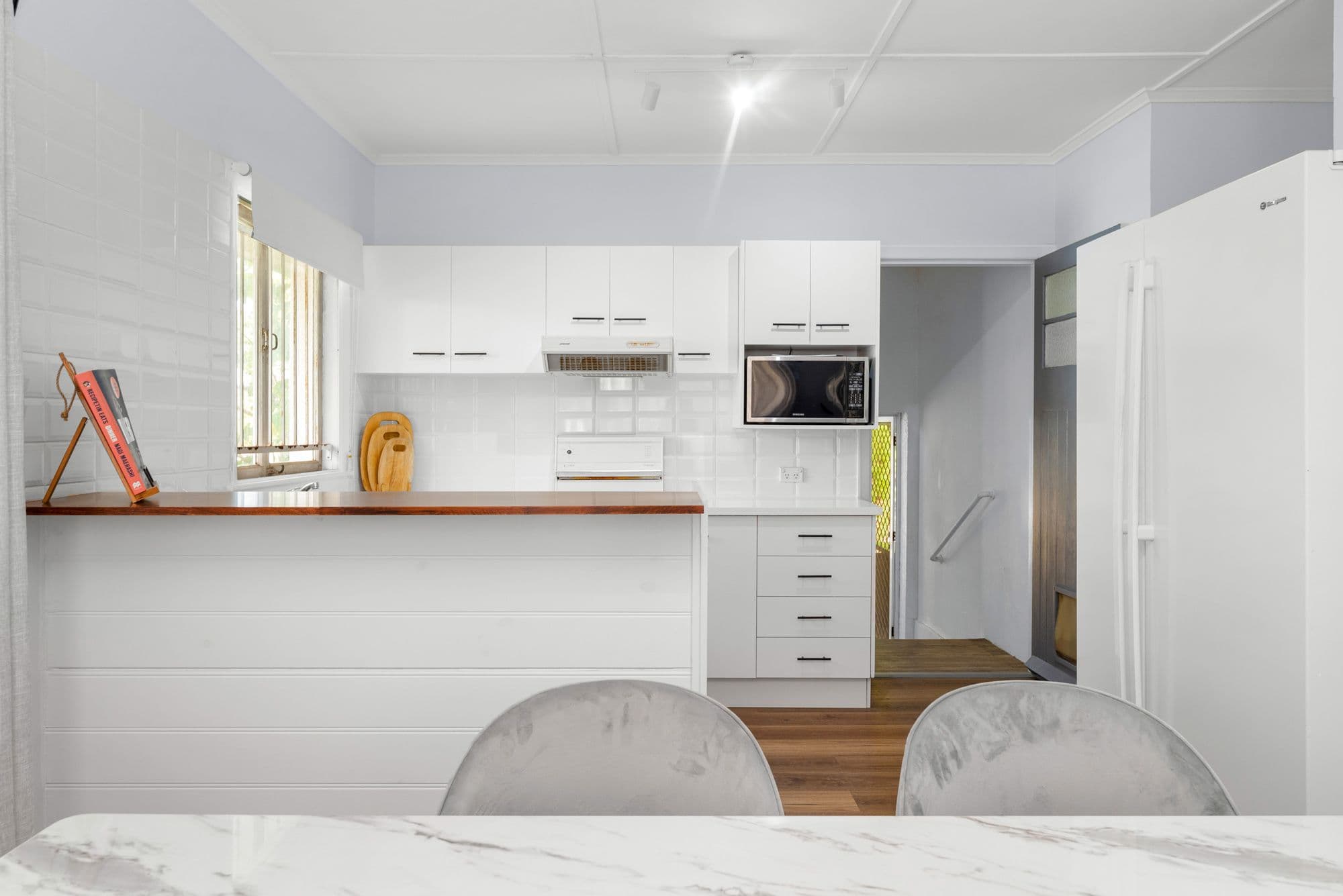 59 Sapphire Street, Holland Park QLD 4121, Holland Park - Thumbnail 8